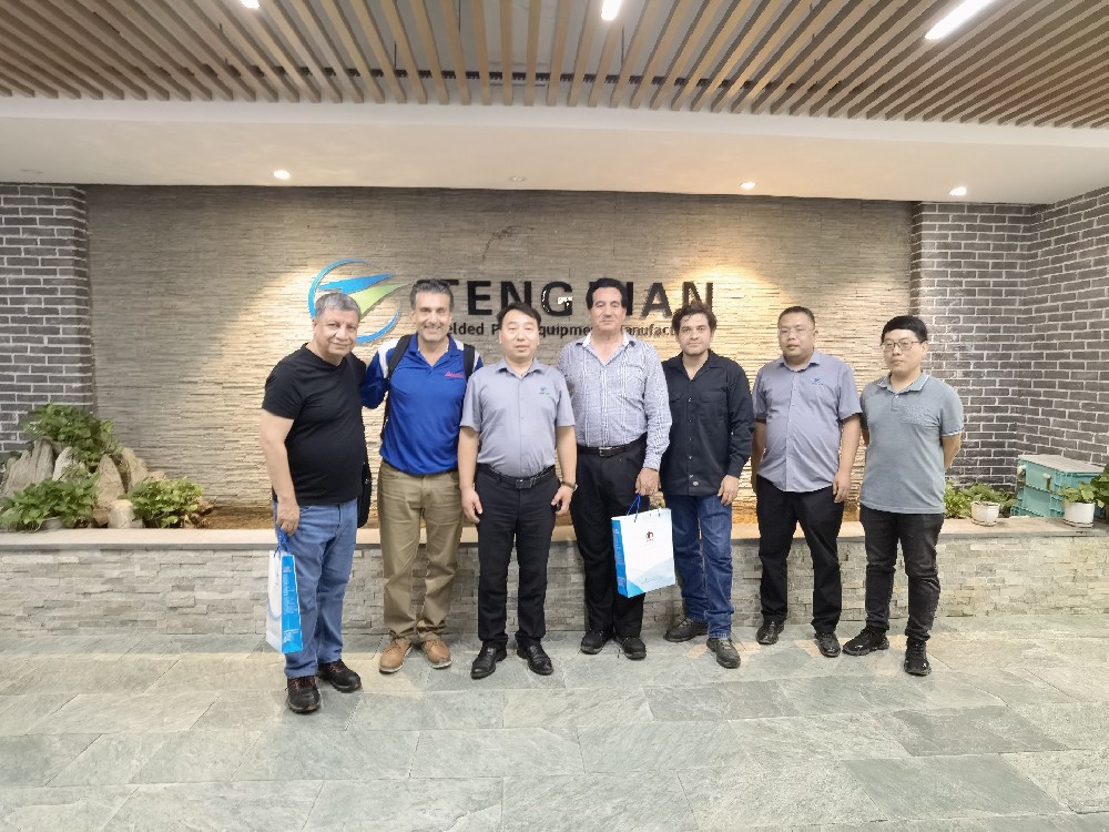 客戶達(dá)成合作